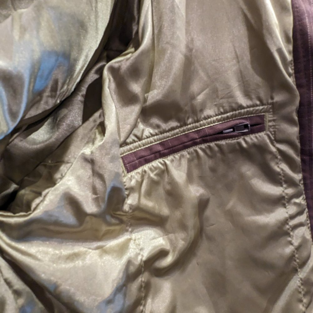 Embroidered Jacket from Mountain Hardwear - Picture 13 of 17